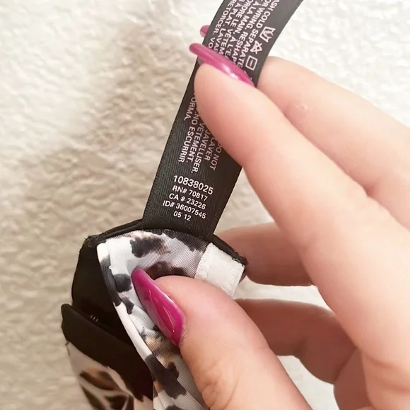 Victoria's Secret Leopard Multiway Padded Bra - Picture 15 of 15